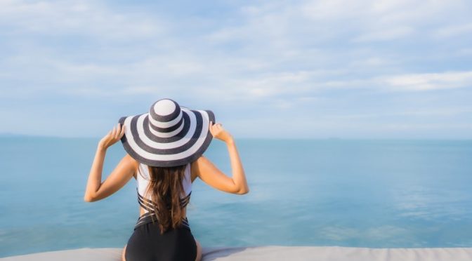 SALT THERAPY: A Bathe in the Ocean