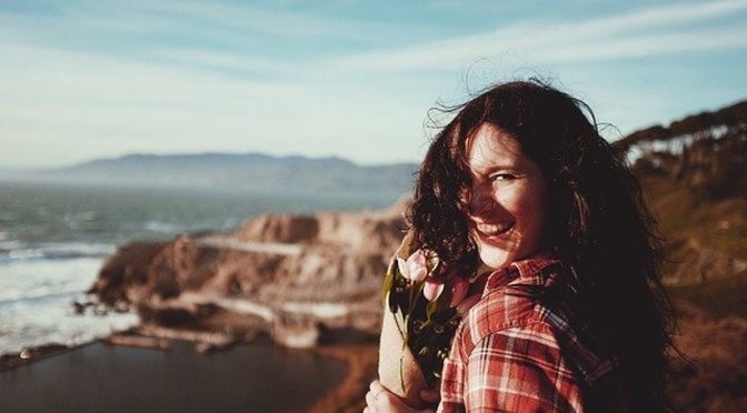 WHY SOME PEOPLE ARE HAPPY THAN OTHERS?