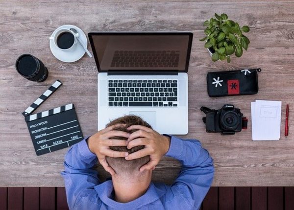 Job-loss-during-lockdown-healthylife-werindia