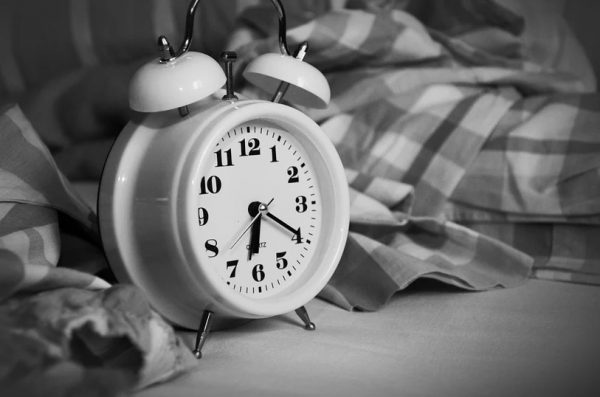 Help kid in morning routine