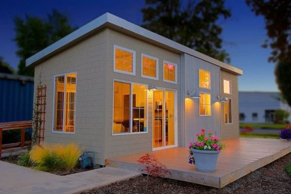 Declutter, downsizing home