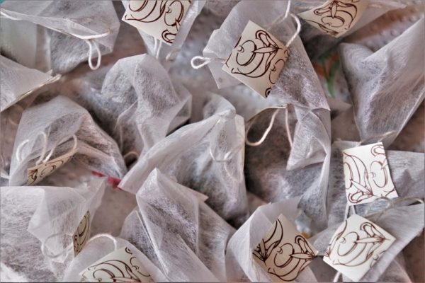 Use of tea bags