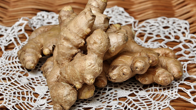 Ginger oil with coconut oil